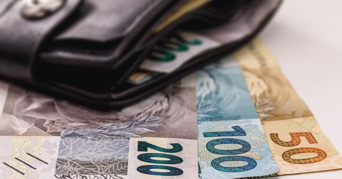 STJ: Suposto valor irrisório não impede busca de verba salarial